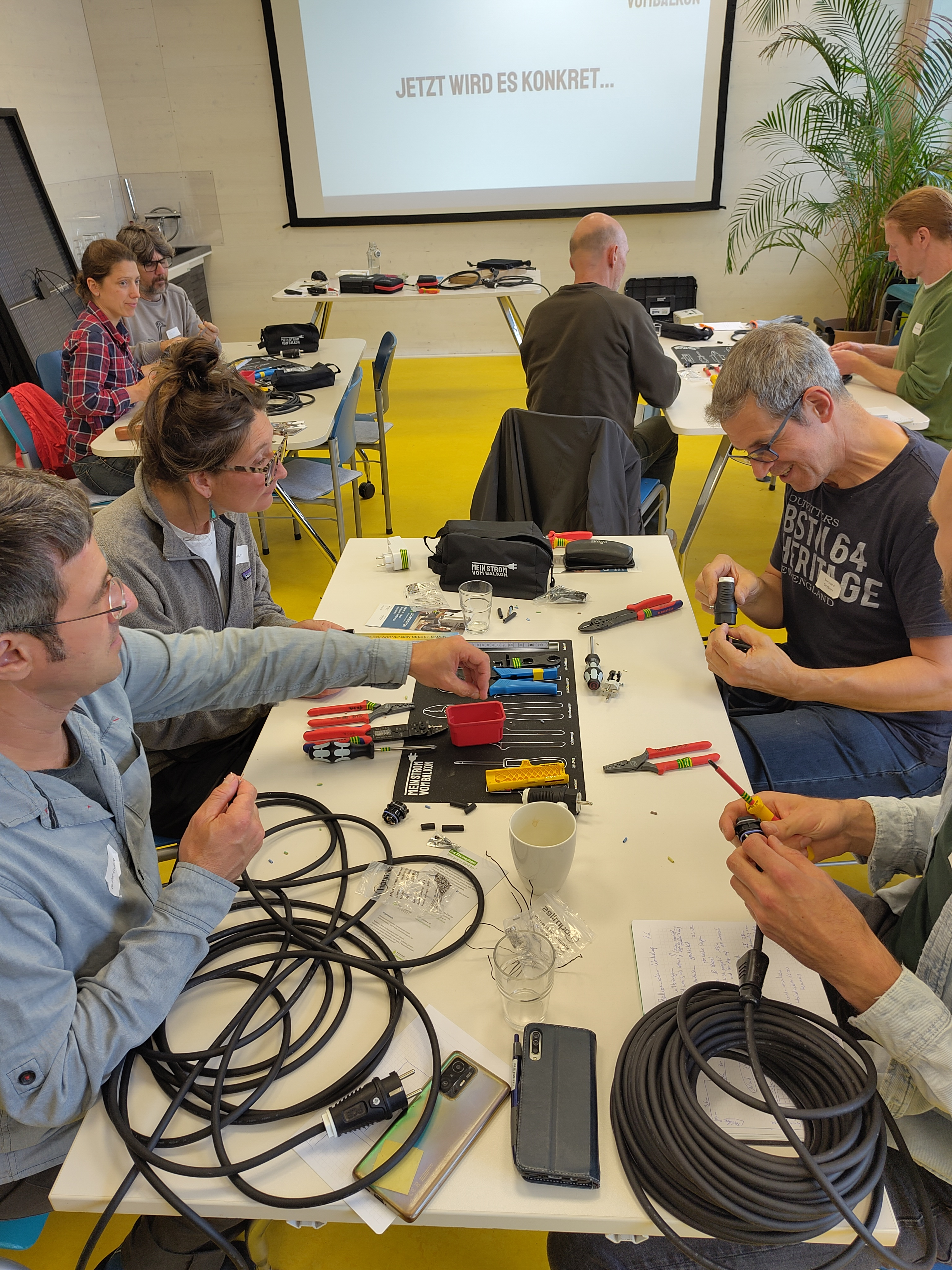 Balkonsolar-Workshop in Freiburg Balkonsolar-Workshop für Bürger:innen in Freiburg